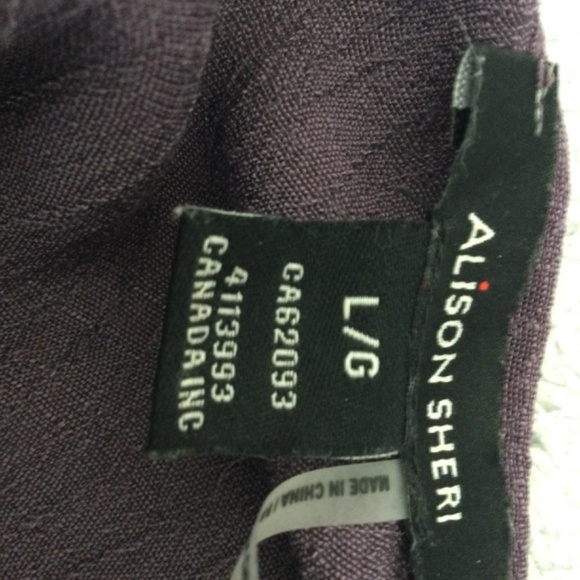 Lovely Classy Looking Top - Picture 8 of 8